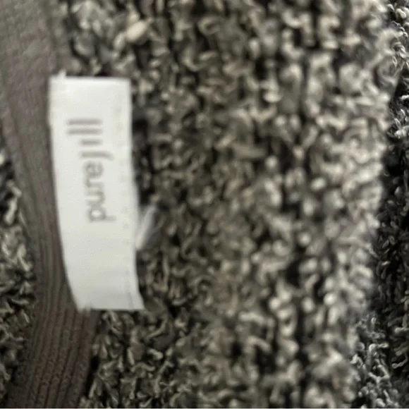 Jjill sweater coat. Perfect for the cold weather. Marled gray tones. XL - Picture 2 of 4